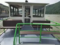 Kapal pelayaran untuk dijual