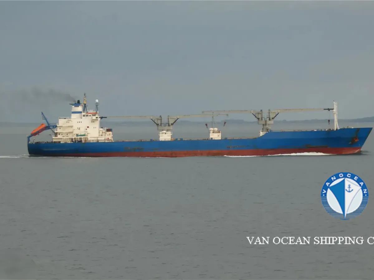 Kapal peti sejuk untuk dijual