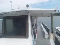 Kapal pelayaran untuk dijual