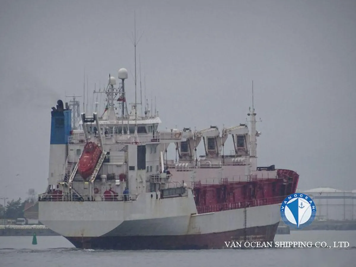 Kapal peti sejuk untuk dijual