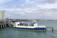 Kapal feri untuk dijual