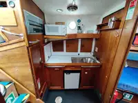 Kapal tinjauan untuk dijual