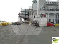 Kapal penginapan untuk dijual