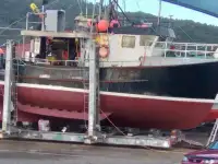 Kapal pukat panjang untuk dijual