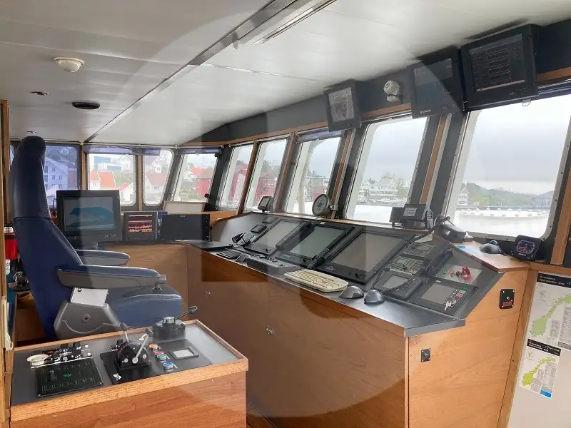 Kapal pukat tunda untuk dijual