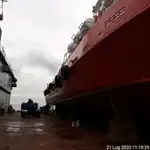Kapal anak kapal untuk dijual