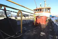Kapal Bekal Pantas (FSV) untuk dijual