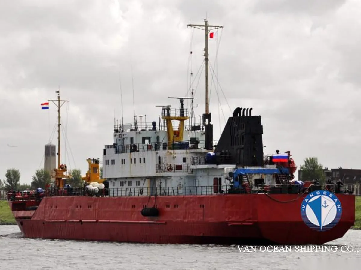 Kapal peti sejuk untuk dijual