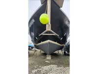 Kapal tinjauan untuk dijual