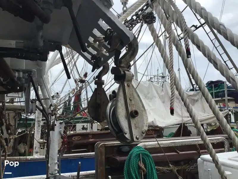 Kapal pukat untuk dijual