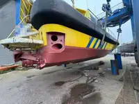 Kapal anak kapal untuk dijual