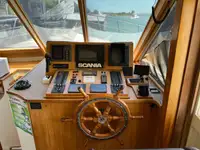Kapal pelayaran untuk dijual
