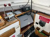 Kapal feri untuk dijual