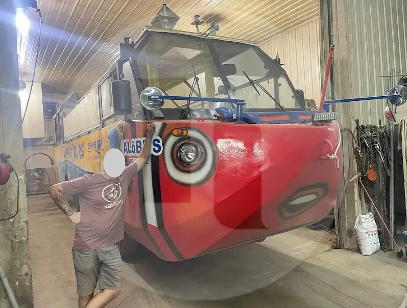 Kapal feri untuk dijual