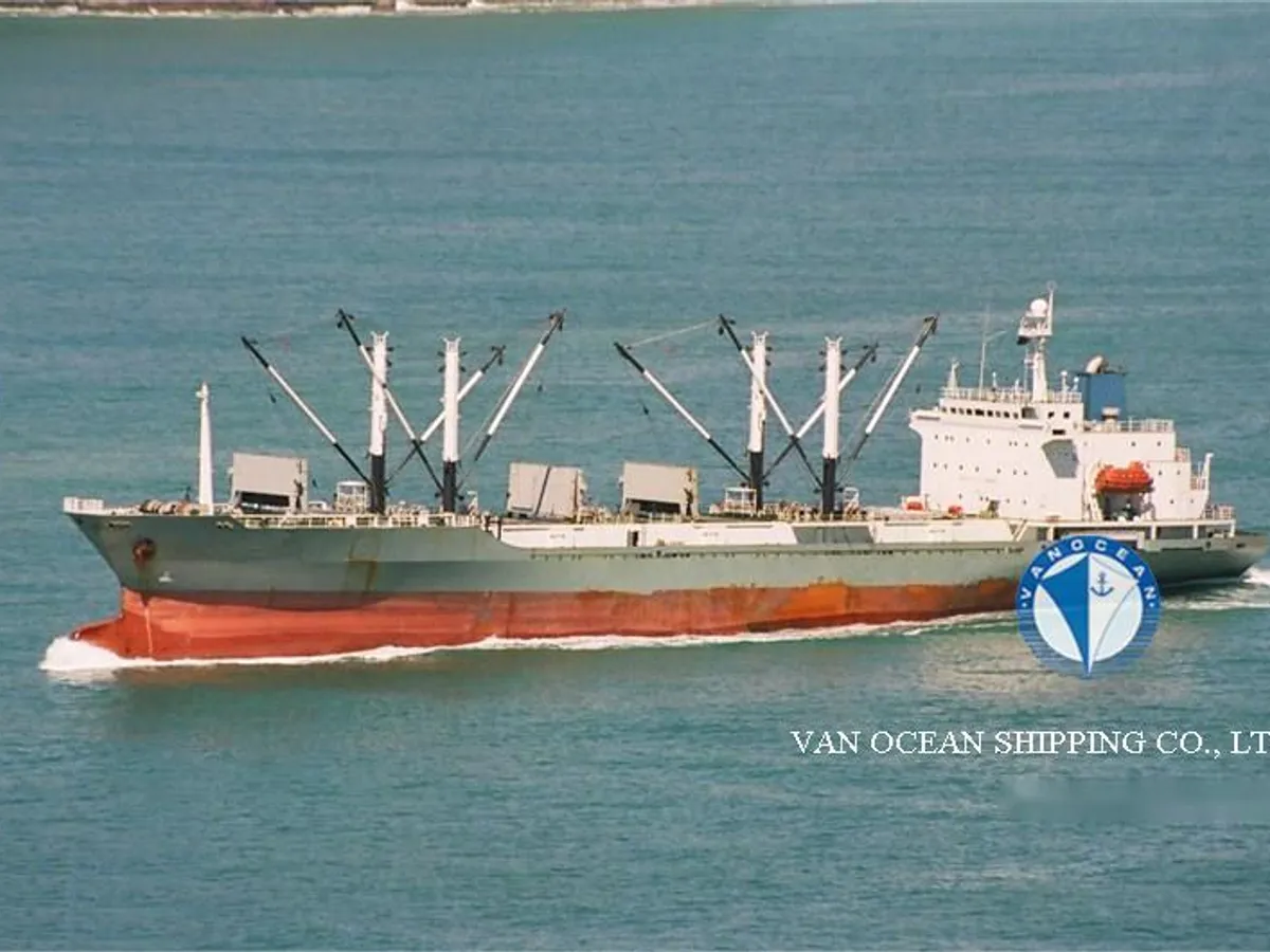 Kapal peti sejuk untuk dijual