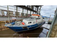 Kapal rondaan untuk dijual