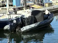 Kapal getah kaku untuk dijual