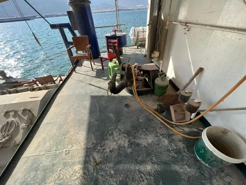 Kapal kerja untuk dijual