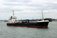 Oil/Chemical tanker untuk jualan