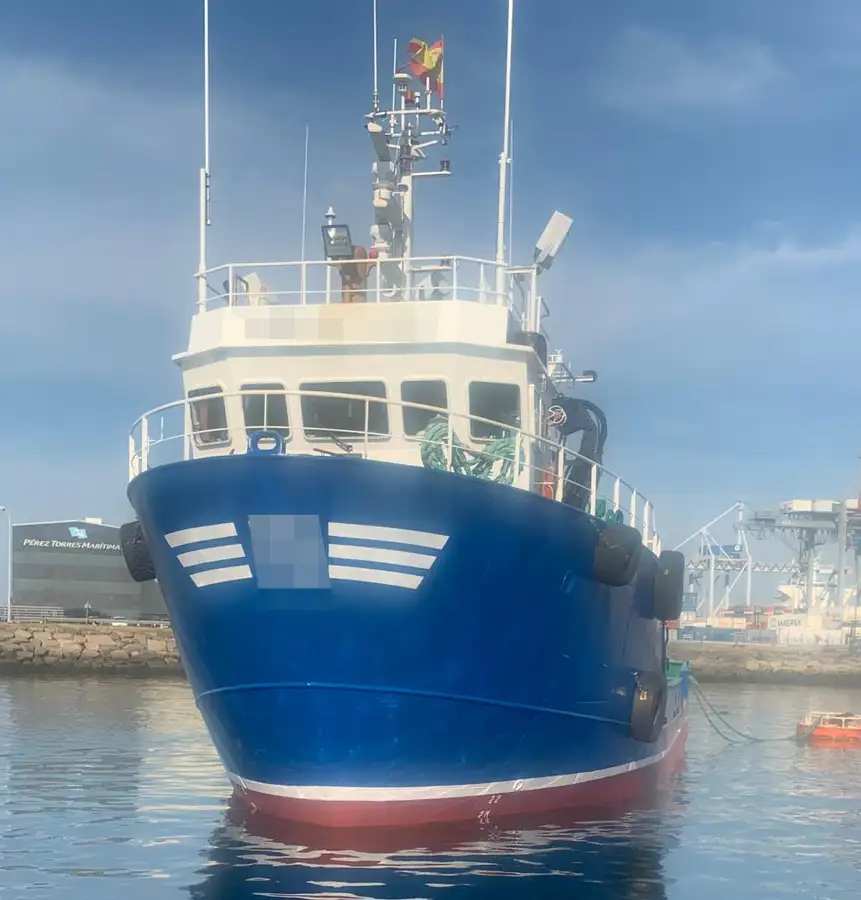 Kapal kerja untuk dijual