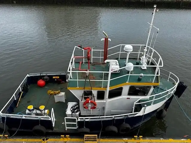 Kapal kerja untuk dijual