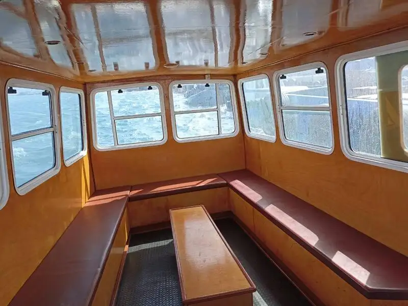 Kapal kerja untuk dijual
