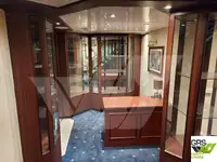 Kapal penginapan untuk dijual