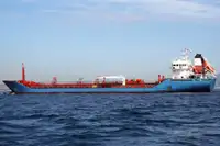 Oil/Chemical tanker untuk jualan