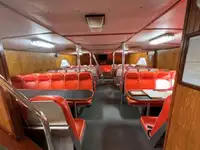 Kapal anak kapal untuk dijual