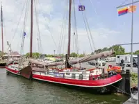 Kapal pengangkut pukal untuk dijual