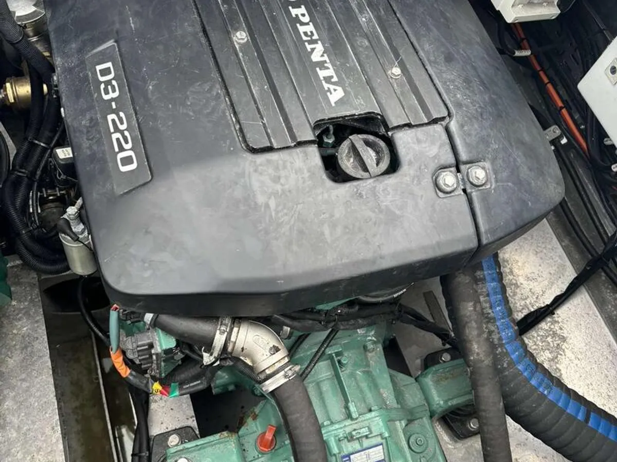 Kapal rondaan untuk dijual