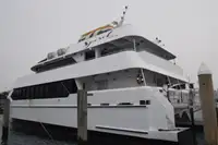 Kapal layar untuk dijual