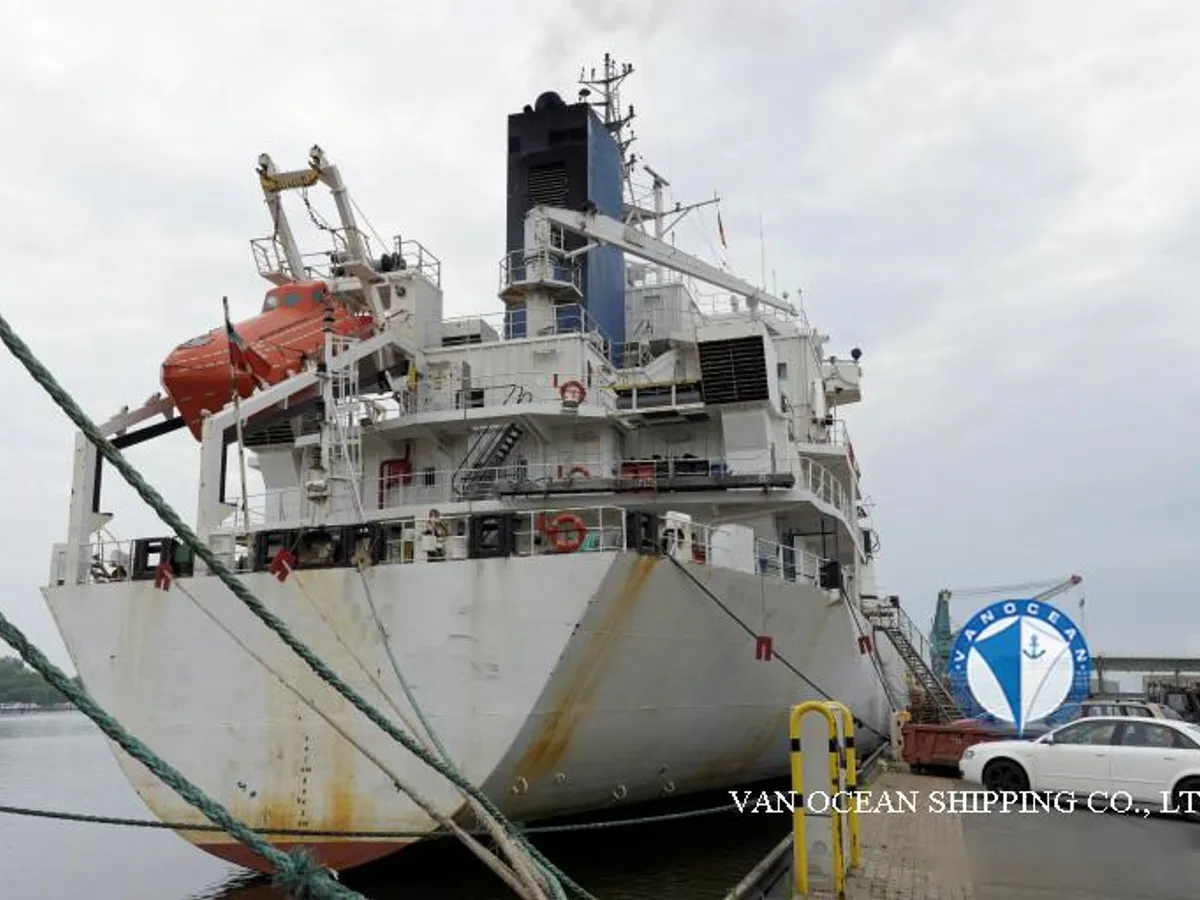 Kapal peti sejuk untuk dijual