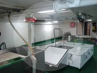 Kapal memancing untuk dijual