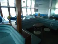 Kapal feri untuk jualan