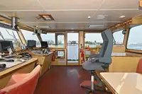 Kapal pelayaran untuk dijual