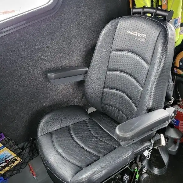 Kapal rondaan untuk dijual
