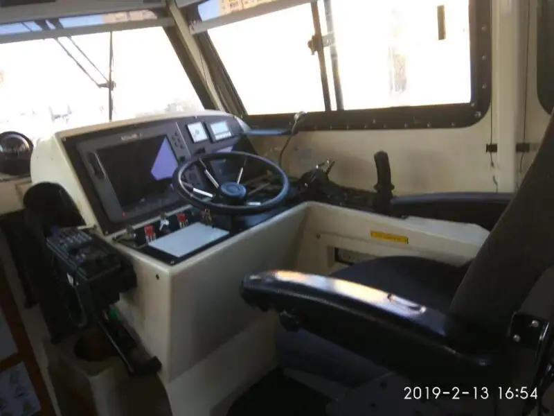Kapal anak kapal untuk dijual