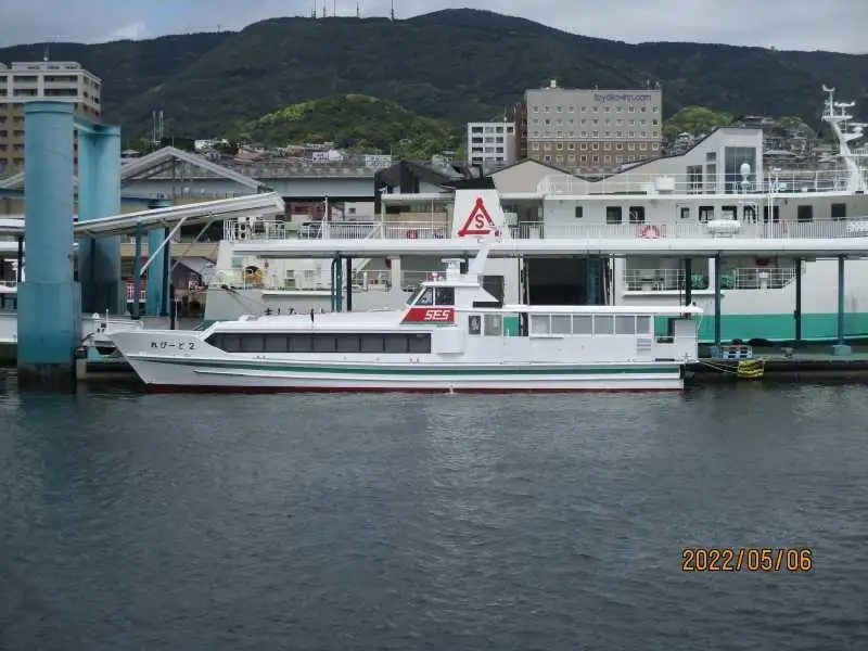 Kapal penumpang untuk dijual