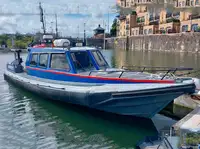 Kapal tinjauan untuk jualan