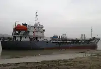 Oil/Chemical tanker untuk jualan