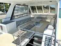 Kapal pelayaran untuk dijual