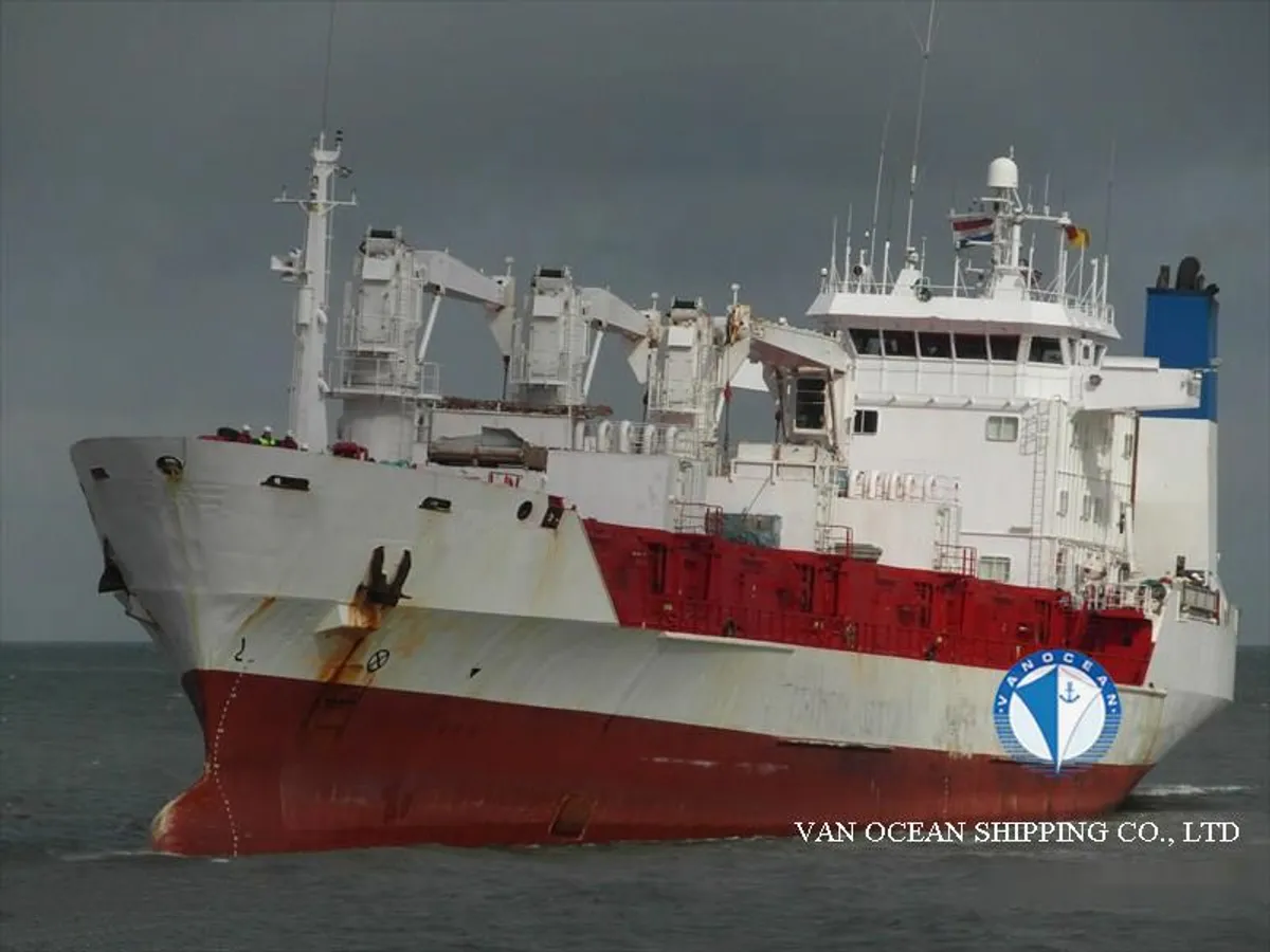 Kapal peti sejuk untuk dijual