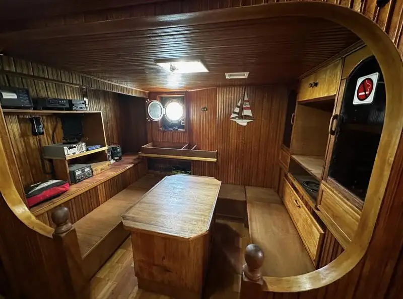 Kapal pukat untuk dijual