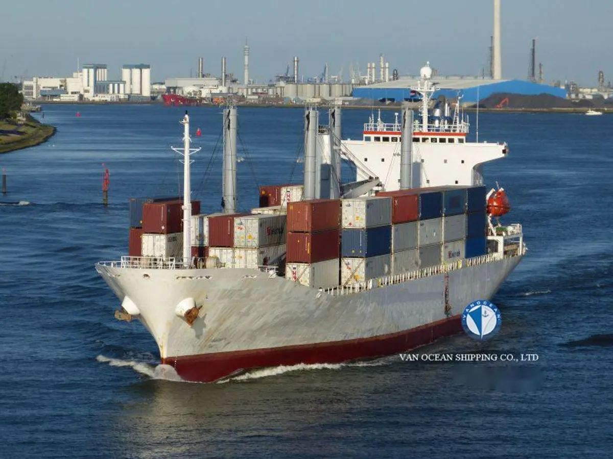 Kapal peti sejuk untuk dijual