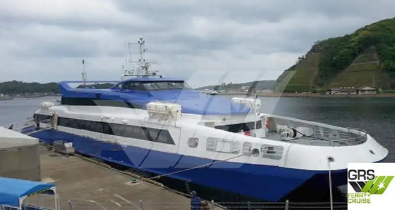 Kapal pelayaran untuk dijual