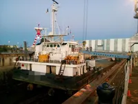 Kapal bekalan untuk dijual