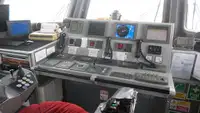 Kapal rondaan untuk dijual