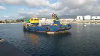 Kapal kerja untuk dijual