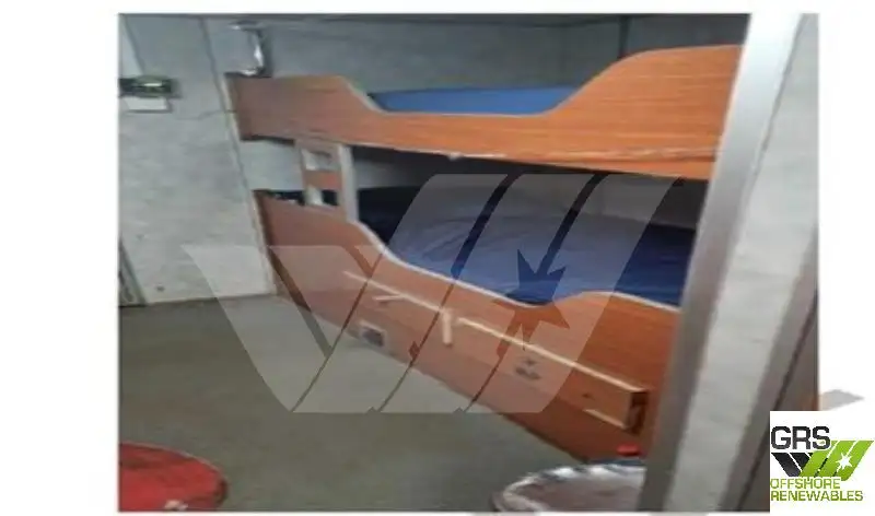 Kapal anak kapal untuk dijual